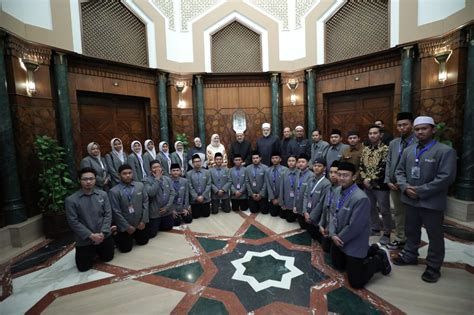 Siswa Muallimin Peserta Arabic Camp Diterima Grand Syekh Al Azhar