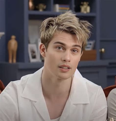 Nicholas Galitzine