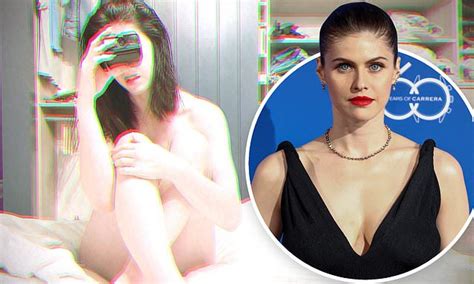 Alexandra Daddario Best Wallpaper Baltana Hot Sex Picture