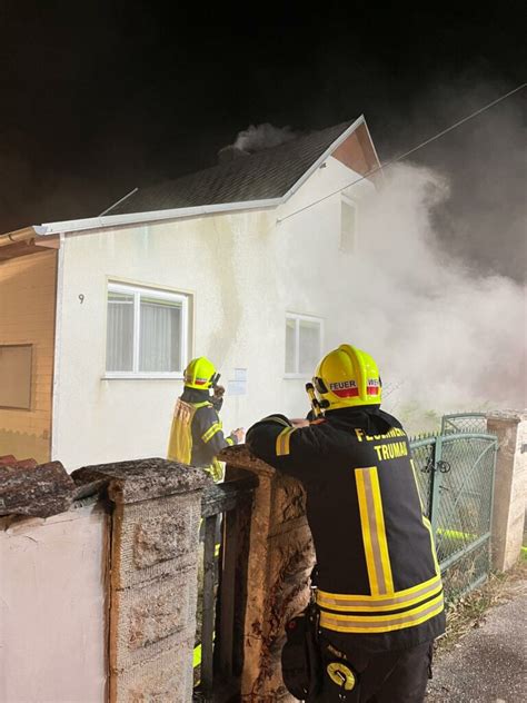 Übung Wohnhausbrand Freiwillige Feuerwehr Trumau