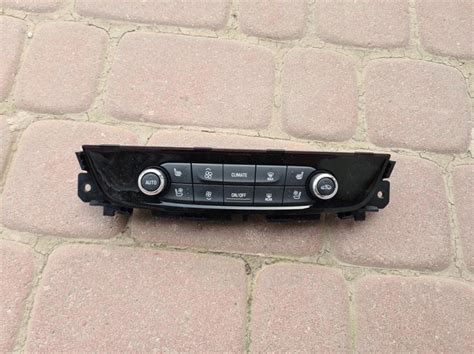 Panel Klimatyzacji Nawiew Opel Insignia B 39177122