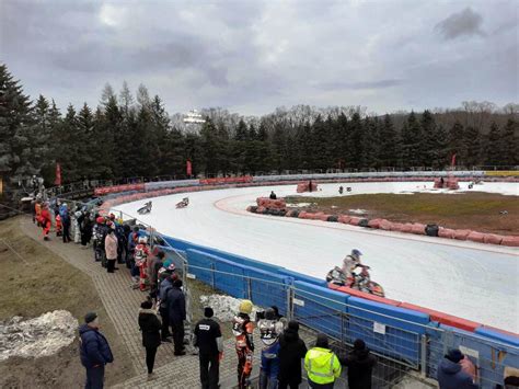 Ice speedway w Sanoku galeria zdjęć z IME NA WIRAŻU