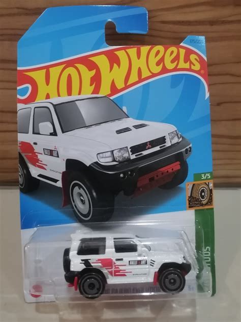 Hot Wheels 2023 Mud Studs Mitsubishi Pajero Evolution White Hobbies