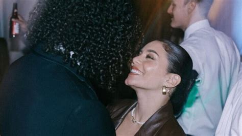 Vanessa Hudgens Se Ha Comprometido Con Su Novio Cole Tucker Bekia