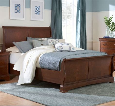 Broyhill Furniture - Rhone Manor Queen Sleigh Bed in Toffee - 4740-Q ...