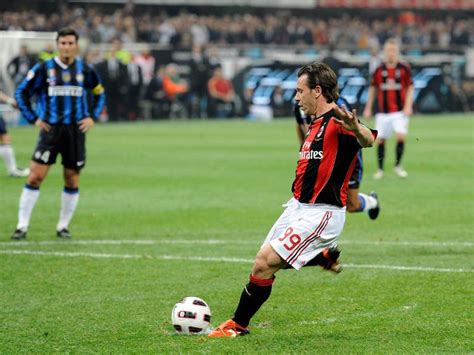 Scambio Pazzini Cassano L Affare L Ha Fatto L Inter Calciomercato