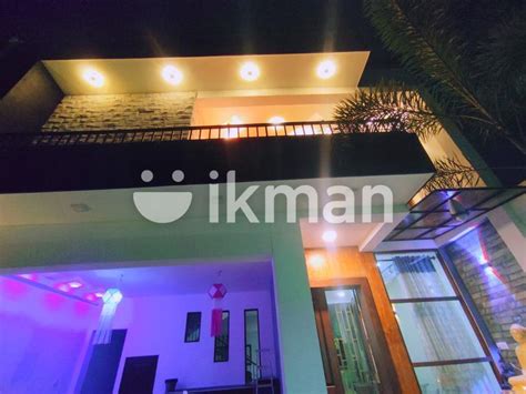 Ultra Mordern Super Luxury 3 Storied House Piliyandala Ikman