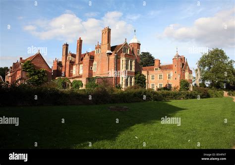 Kentwell hall gardens hi-res stock photography and images - Alamy