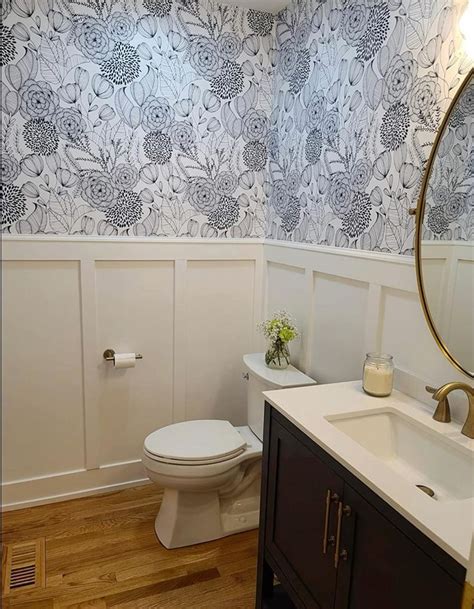 Pin By Dayna Stevens On Home Ideas Small Bathroom Remodel Bathroom