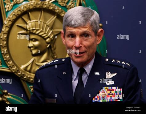 General Norton Schwartz Hi Res Stock Photography And Images Alamy