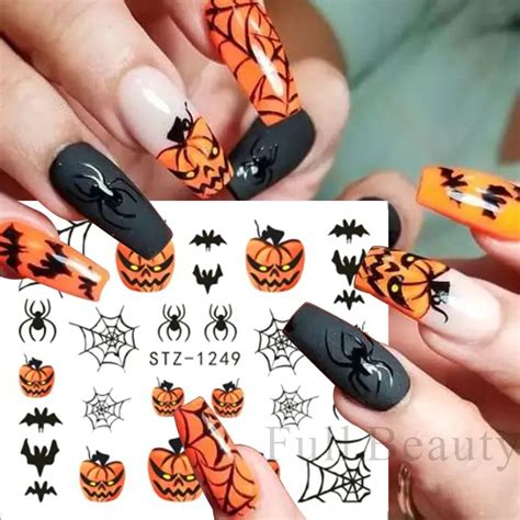 Halloween Nail Art Spider Web