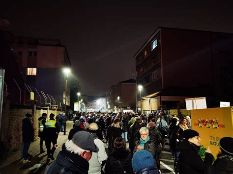 La Rivoluzione Di Mestre Cittadini E Commercianti In Piazza Per