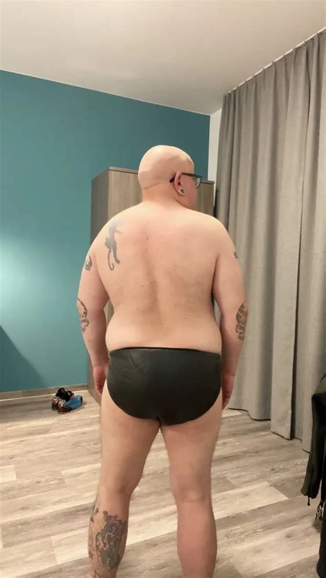 Neoprene 17 Nude Pics XHamster