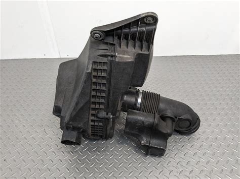 Bmw I Air Cleaner Filter Housing Box Assembly