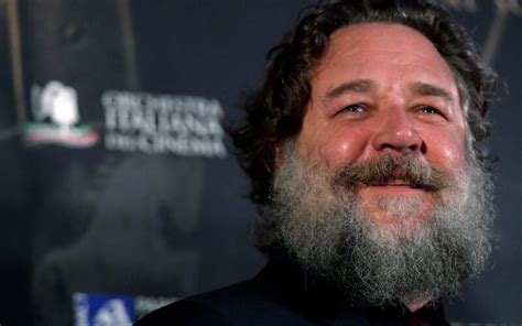 Russell Crowe Net Worth: Career & Lifestyle [2022 Update]