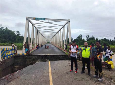 Jalan Trans Papua Terbelah Jalur Darat Papua Barat Dan Papua Barat