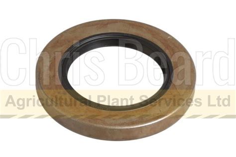 333 D1540 JCB Diff Pinion Seal Chris Beard APS