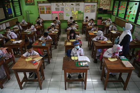 Foto Pembelajaran Tatap Muka Di Jakarta Di Dihentikan Sementara Ini