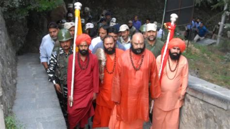 First Worship Of Chhadi Mubarak In Srinagar Shankaracharya Temple