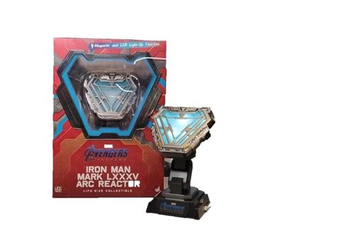 Figure Hot Toys LMS Marvel Comics Avengers Endgame Iron Man Mark LXXXV Arc Reactor