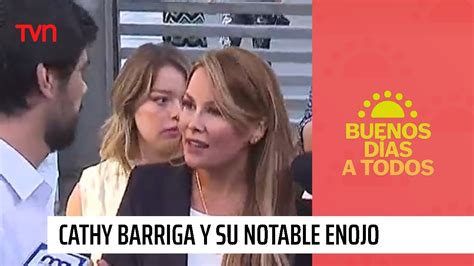 Enojo Y Molestia Cathy Barriga Arremete Contra Su Esposo Ante El Caos