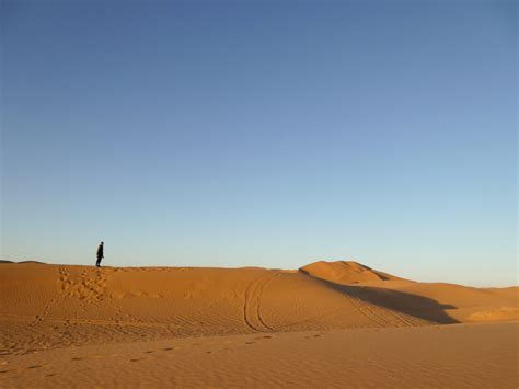 How To Travel To The Incredible Sahara Desert Morocco Janessa And Colin