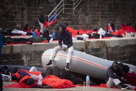 Espanha Resgata Mais De Mil Migrantes Do Mar Em Apenas Dois Dias