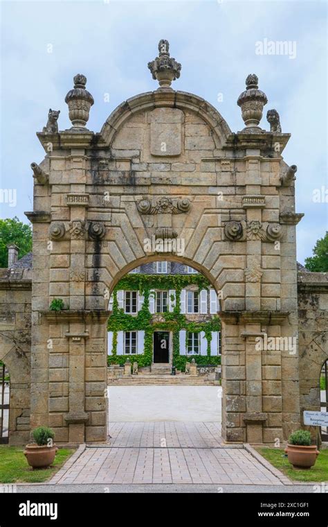 Manoir Du Hilguy Ehemaliger Adelssitz Heute Ferienanlage Des