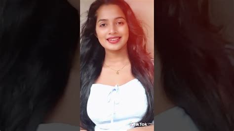 කොච්චර බැලුවත් එපා වෙන්නේ නෑ එයා Vinu Perera Tiktok Girl New Tiktok