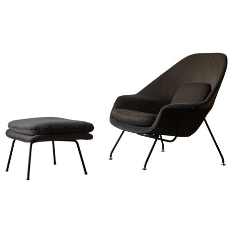 Stunning Eero Saarinen For Knoll Womb Chair With Ottoman At 1stDibs