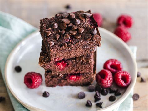 Chocolate Raspberry Oatmeal Squares