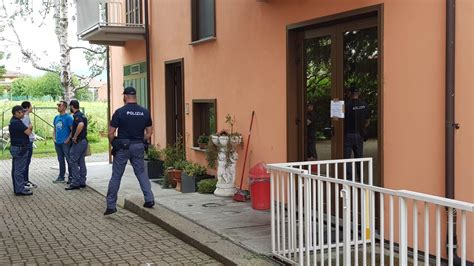 Ivrea Tabaccaio Uccide Un Ladro Indagato Per Eccesso Di Legittima Difesa