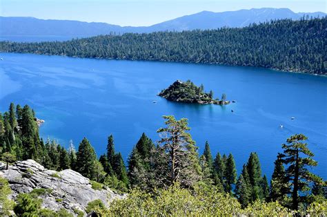 Fannette Island in Lake Tahoe at Emerald Bay State Park, California ...