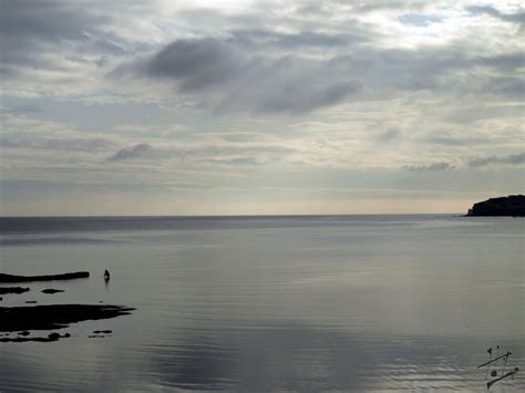 Mirando En El Mundo Mar En Calma
