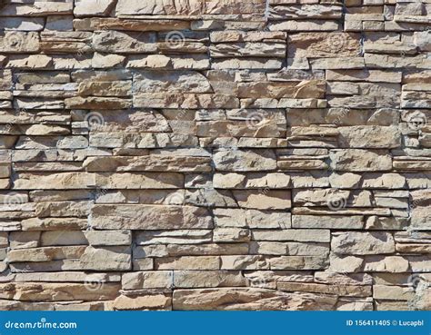 Muro Di Pietra Di Rocce Naturali Grigie E Marroni Leggere Masoneria