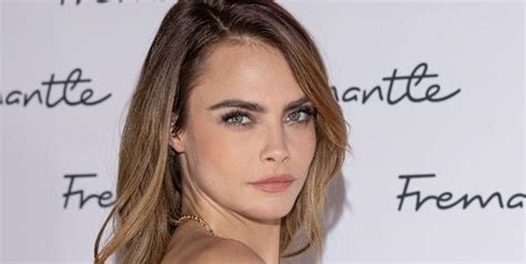 Cara Delevingne Looks Unrecognisable With Dark Brunette Neo Noir Fantasy Hair