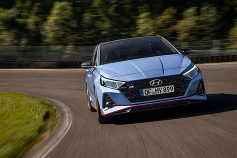Hyundai выводит на рынок 201-сильный хот-хэтч i20 N | carakoom.com