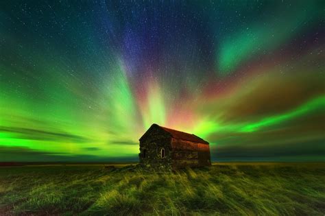 20 imágenes de paisajes islas y cascadas para relajar tu mente