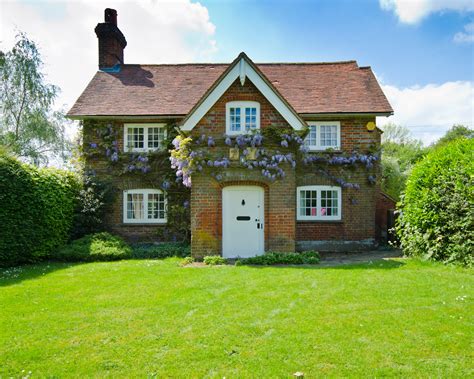 The advantages and disadvantages of Victorian houses in Berkshire