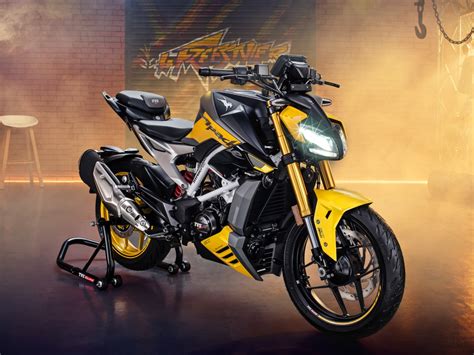 Tvs Apache Rtr Is A Naked Sport With Butt Cooling Tech