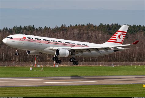 Tc Jnc Turkish Airlines Airbus A Photo By Niclas Rebbelmund