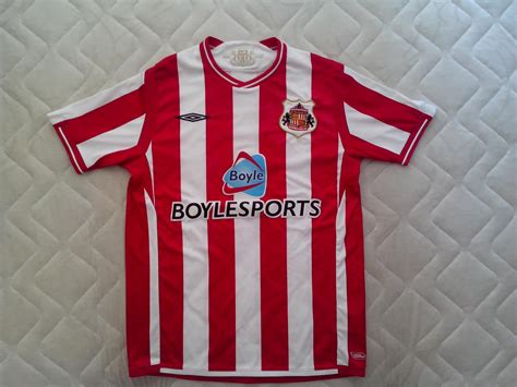 Sunderland Home football shirt 2009 - 2010. Sponsored by Boylesports