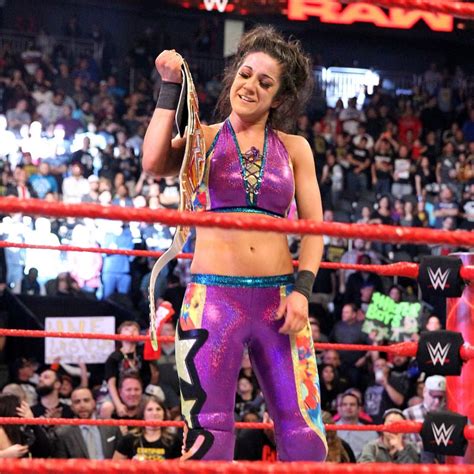 Photos Bayley Captures Her First Raw Women S Championship Wwe Raw