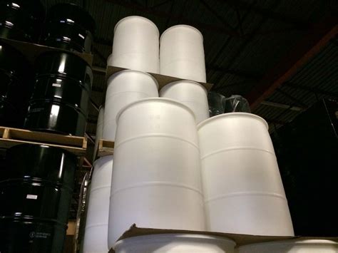 Buying 55 Gallon Tighthead Plastic Barrels Drums Yankee Containers