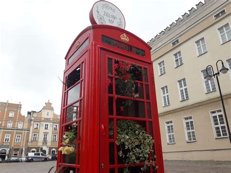 Angielska Budka Telefoniczna Na Opolskim Rynku Zrobi Si Zielona