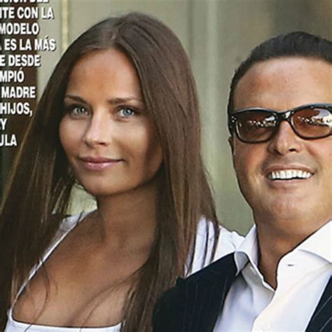 Kasia Sowinska Y Luis Miguel