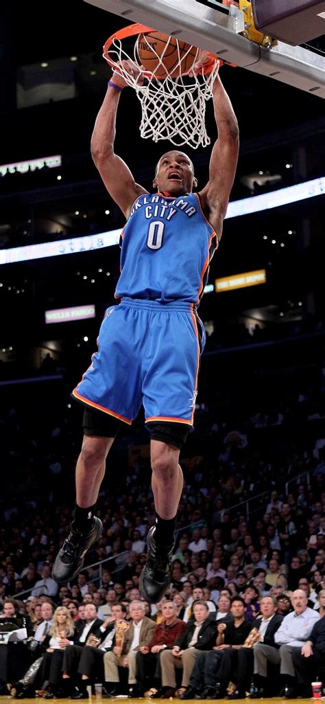 Russell Westbrook Dunk (#2872468) - HD Wallpaper & Backgrounds Download