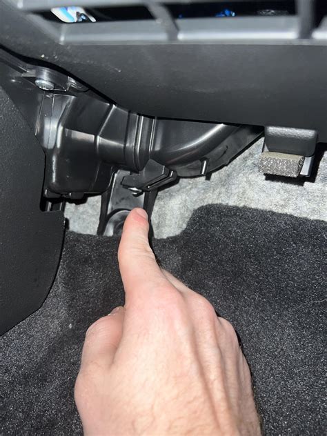 Water Leak Underneath Passenger Side Under Glove Box R Hyundai