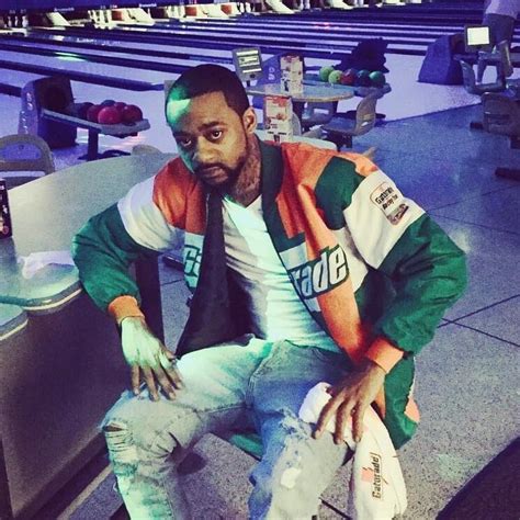 Kitchen Qleen Lyrics, Songs, and Albums | Genius