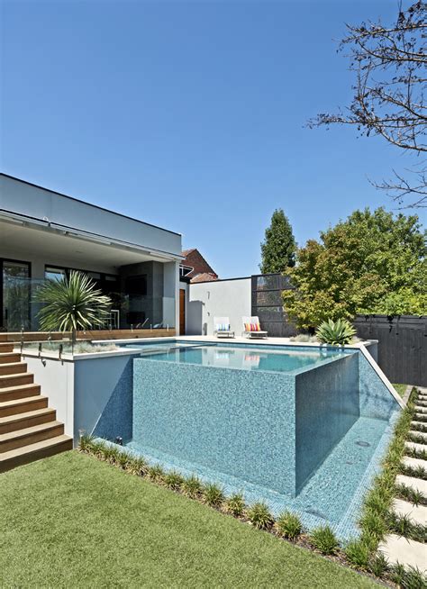 Pool 9258, Infinity Plunge Pool & Spa, Kew - Neptune Pools